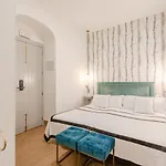 Nuea Santa Cruz
