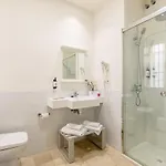 Nuea Santa Cruz 3*