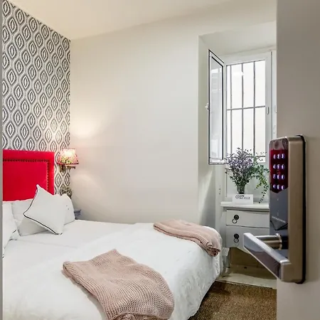Nuea Santa Cruz Guest house