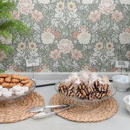 Guest house Nuea Santa Cruz 2*
