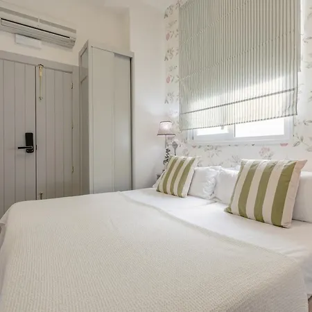 Guest house Nuea Santa Cruz